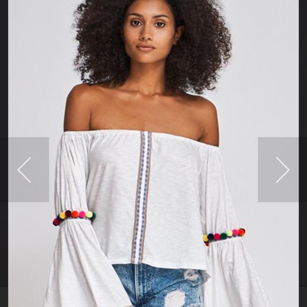Pom Pom Crop top
